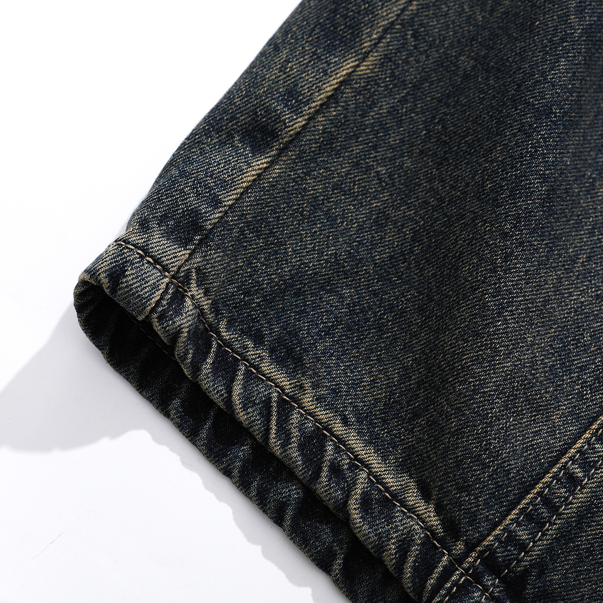 Multi-Pocket Vintage Loose Jeans